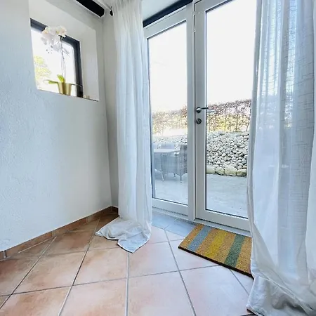 דירה Aday - Charming With Terrace *
