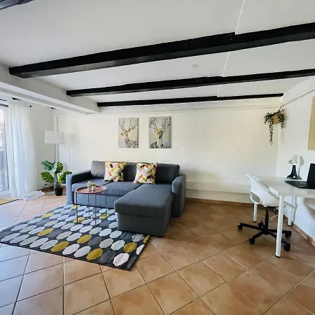 Aday - Charming With Terrace