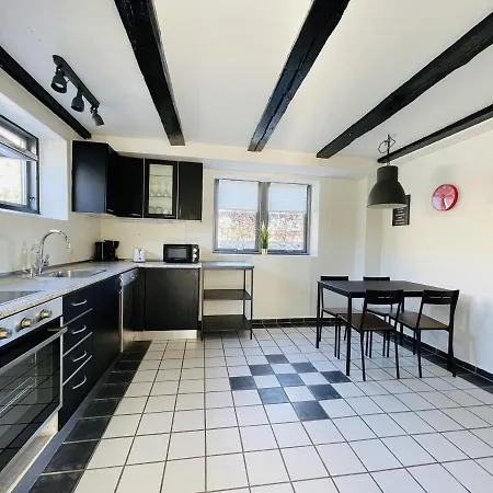 Aday - Charming With Terrace Apartamento