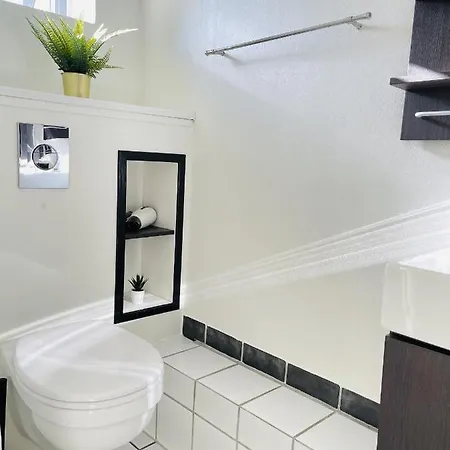 Aday - Charming With Terrace *