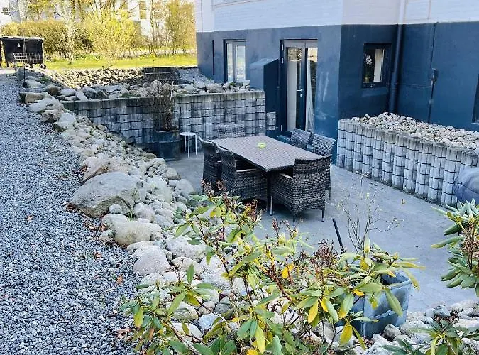 Aday - Charming With Terrace Aalborg
